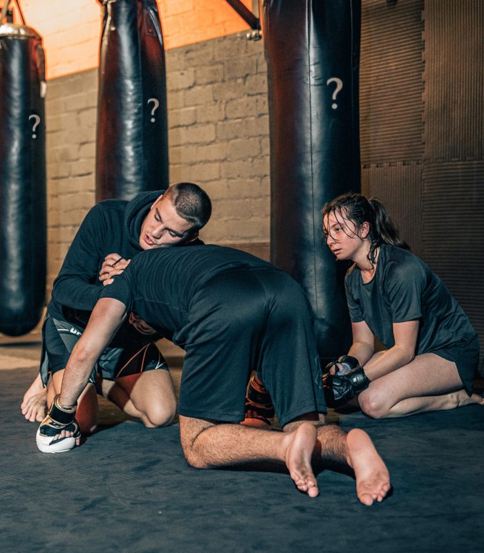 Samenwerken met BBM Gym - Bokszakken met bedrijfslogo bij BBM Gym – ultieme en langdurige merkzichtbaarheid in populaire gym.